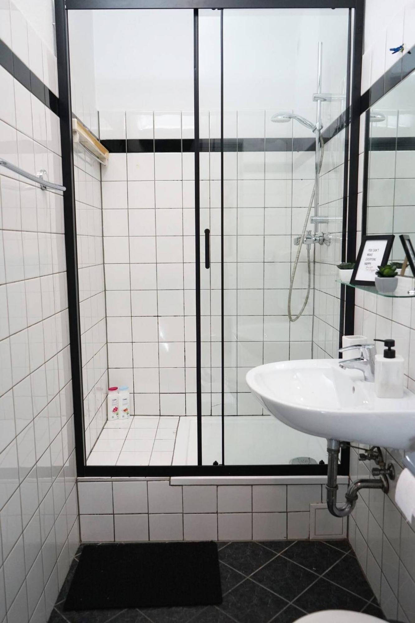 City Nook Apartments Near Hauptbahnhof Виена Екстериор снимка